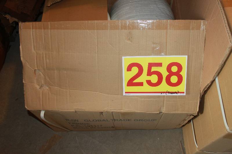 432 Yards 2 Winter White with Silver Lurex Brush Fringe