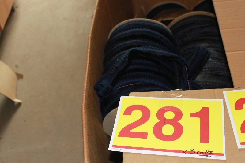 216 Yards 1-34 Thick Brush Fringe in Indigo