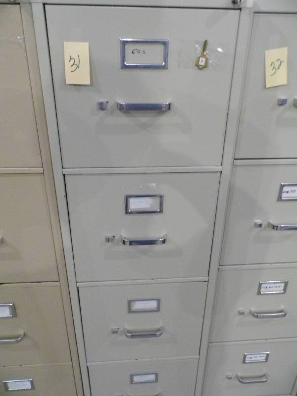 Hon File Cabinet w Key