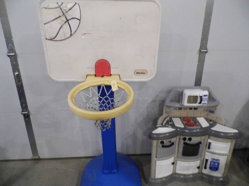 Little Tikes Basketball Hoop - Kitchen Set