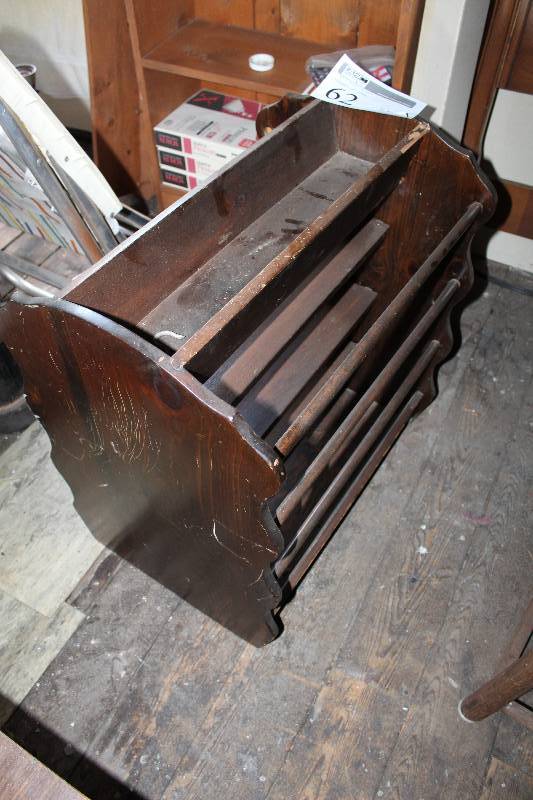 lot 62 image: Magazine Rack