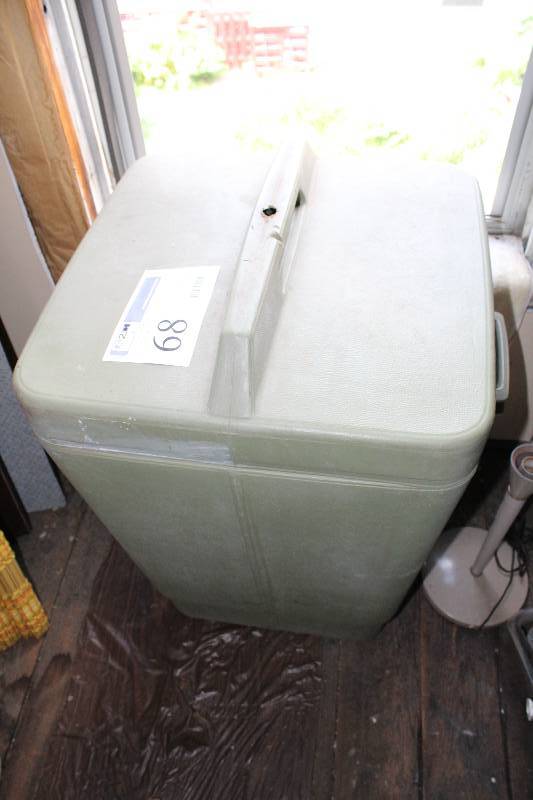 lot 68 image: Trash Can