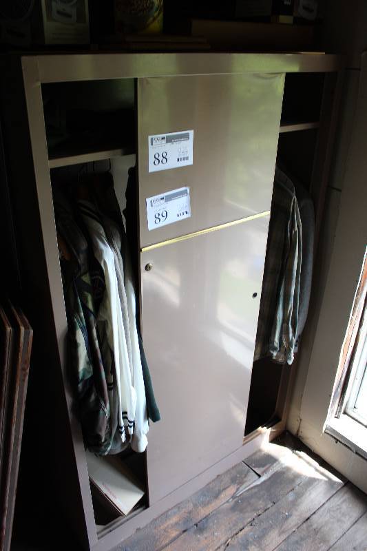 lot 89 image: Clothes Wardrobe
