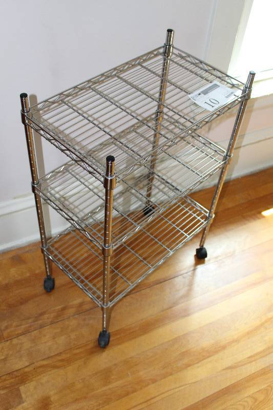 lot 10 image: Rolling 3-Shelf Metal Cart