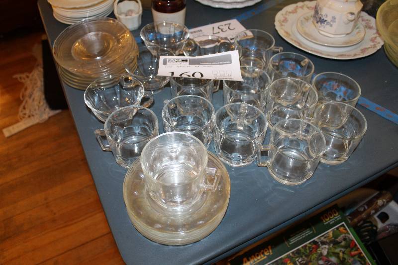 lot 160 image: Glassware, Saucers, Mugs, Glasses