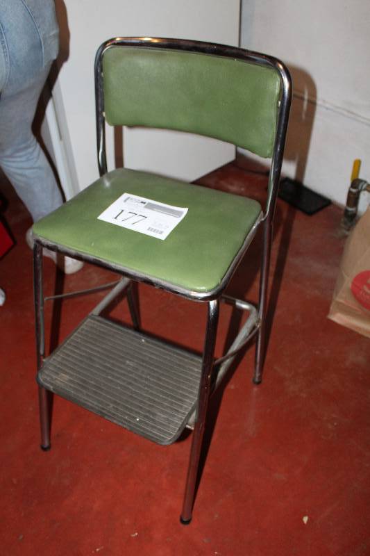 lot 177 image: Step Stool
