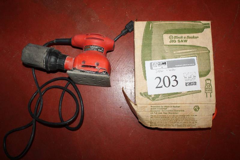 lot 203 image: Black & Decker Finishing Sander, Black & Decker Jig Saw