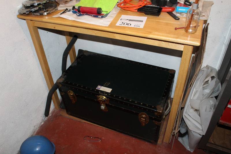 lot 206 image: Wood Table