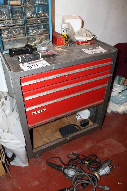 lot 209 image: Craftsman Rolling Tool Chest w 3-Drawer, 1-Shelf