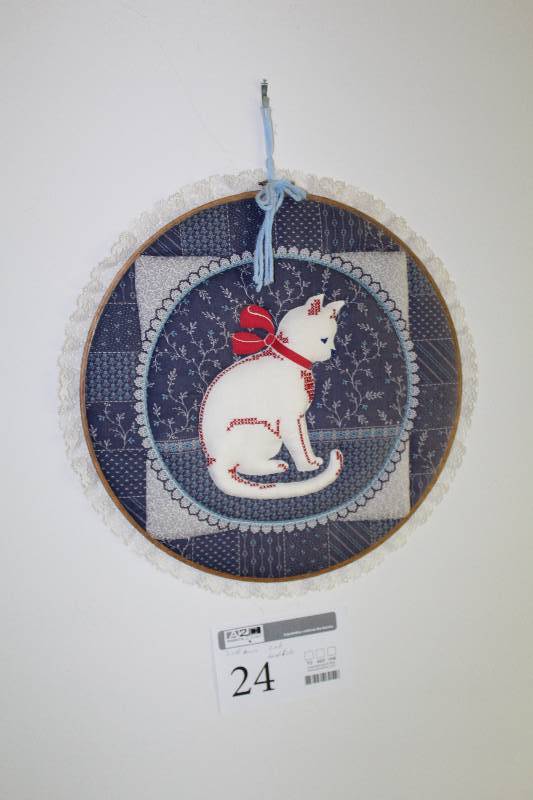 lot 24 image: Lot of (2) Wall Dcor - Cat, Dead Fish