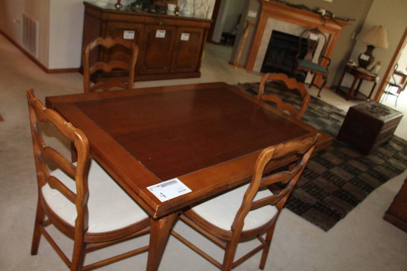 lot 4 image: Wood Dining Table w 6-Wood Chairs