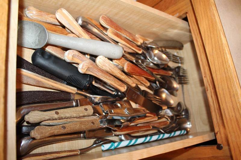 lot 123 image: Silverware, Knives, Can Openers, Scoops