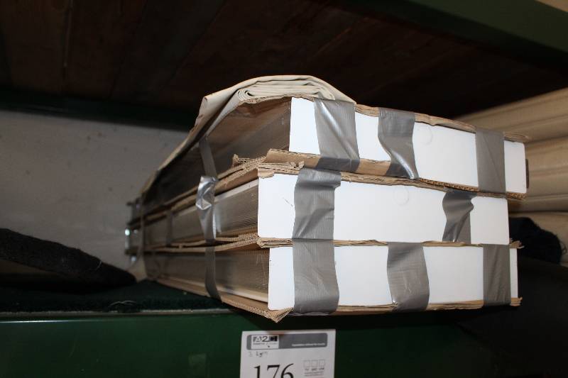 lot 176 image: Lot of (3) 4-Lamp Flourescent Light Fixtures w Bulbs, Ballast, Covers