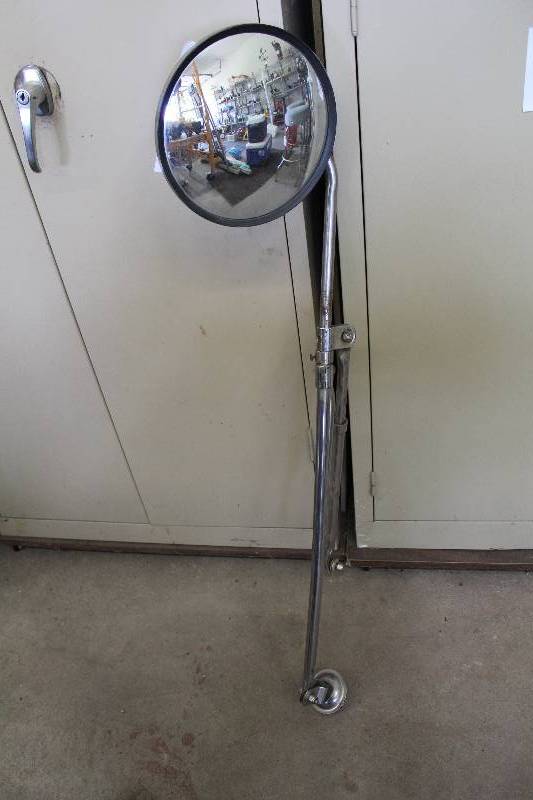 lot 193 image: Convex Side Mirror