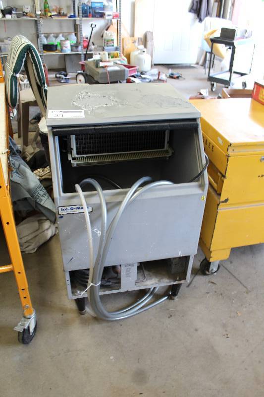 lot 21 image: Ice-O-Matic Icemaker
