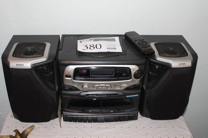 lot 380 image: Koss Top Loading Portable CD PlayerAM-FM-FM Stereo Tuner