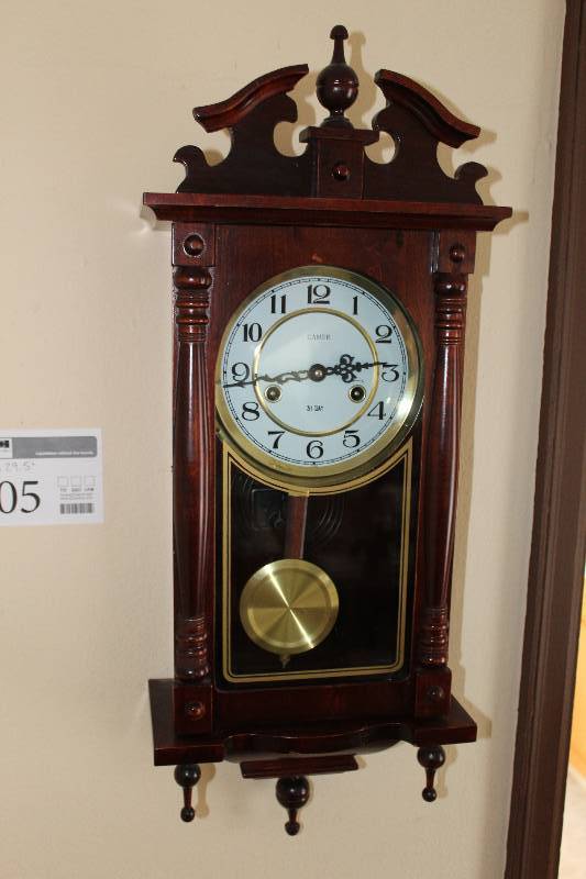lot 405 image: Camer Pendulum Wall Clock