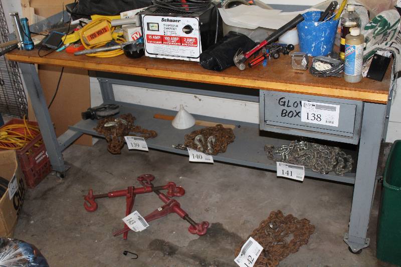 lot 138 image: Rolling Metal Work Table