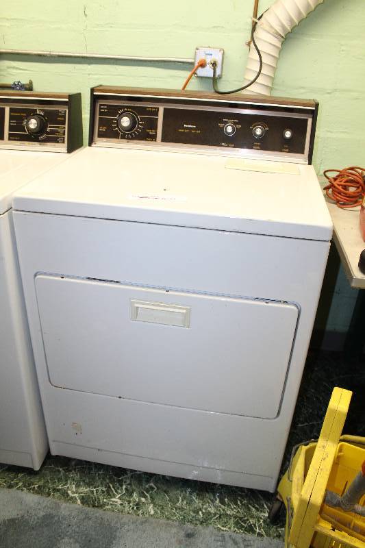 lot 4A image: Kenmore Gas Fired Heavy Duty Clothes Dryer