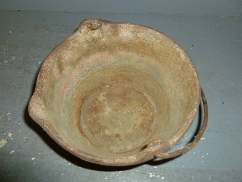 Vintage Smelting Pot