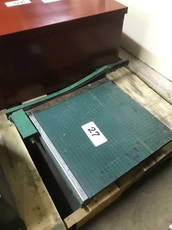 PAPER CUTTER