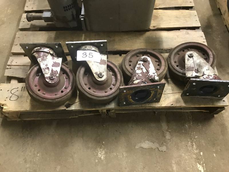 SWIVEL CASTERS