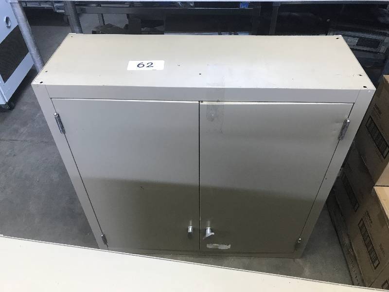 METAL WALL CABINET