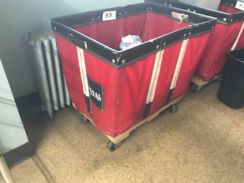 BIN WITH CASTERS