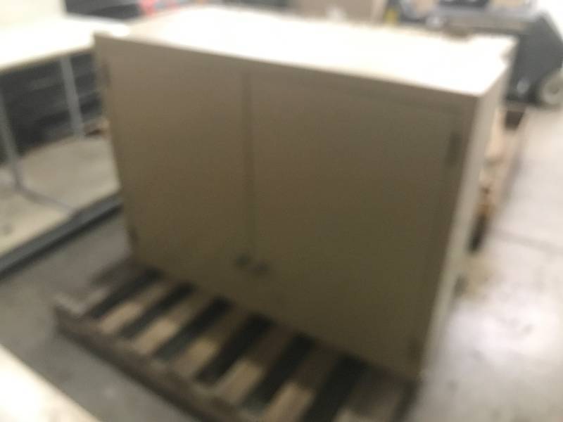 METAL WALL CABINET