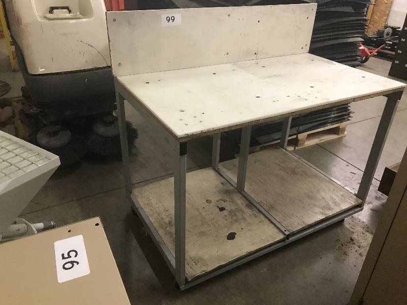 WORK BENCH