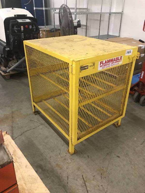 STORAGE CAGE