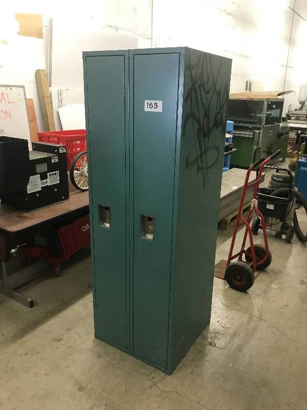 LOCKER UNIT