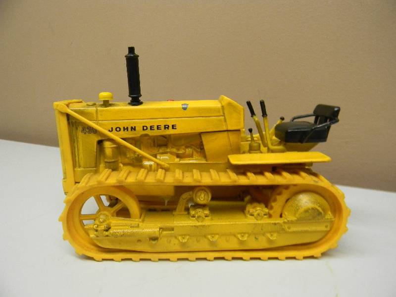 john deere diecast collectibles