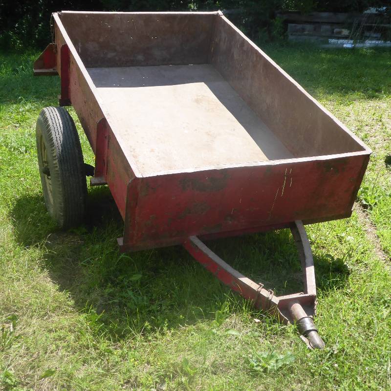 lot 5 image: Utility Wagon