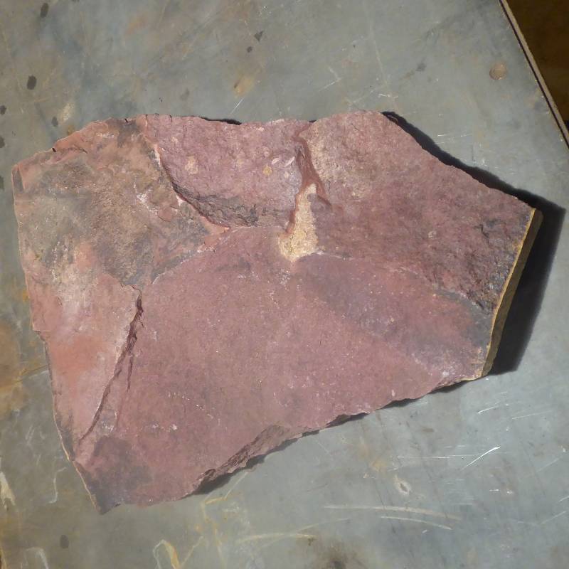 lot 29 image: Minnesota Red Catlinite Carving Pipestone Block #5