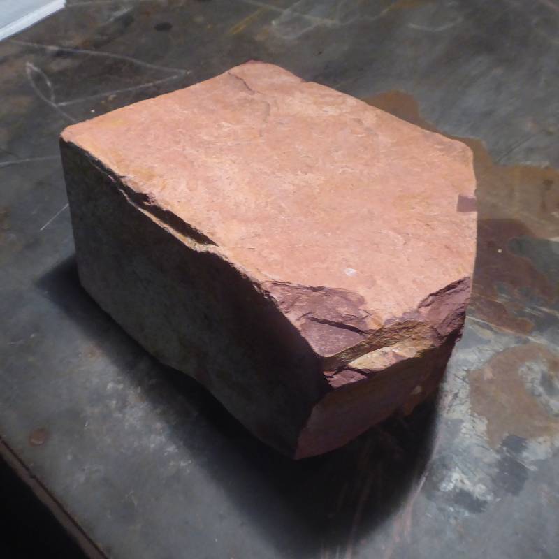 lot 35 image: Minnesota Red Catlinite Carving Pipestone Block #11