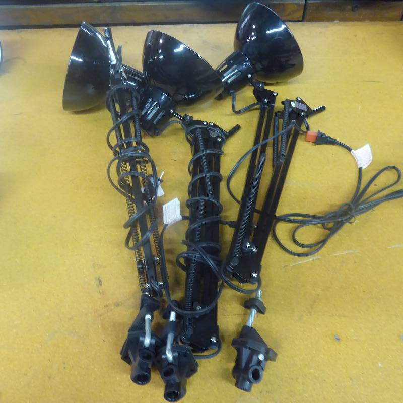 lot 60 image: Lot of 3 Extended Arm Adjustable BenchTable Lamps