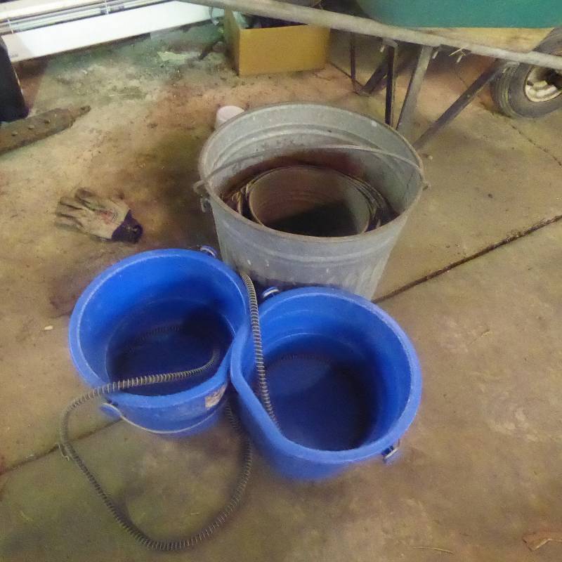 lot 74 image: Heated Chicken Feeder Water Buckets & Steel Feeder Pail Lot