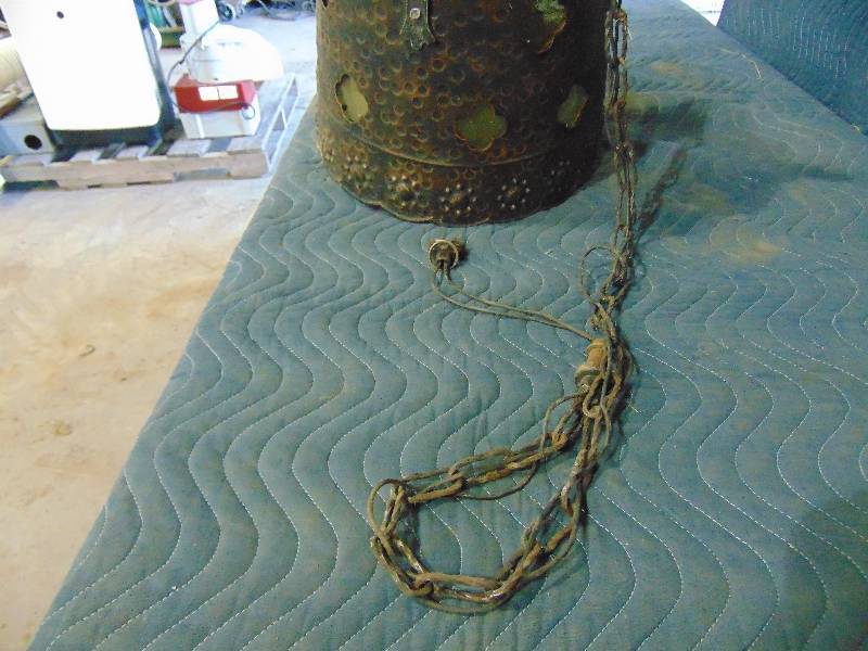 lot 10 image: Vintage Hanging Light