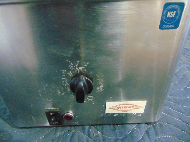 lot 57 image: Commercial Grade Soup Warmer