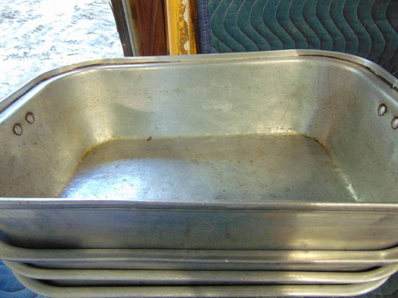 lot 61 image: (8) Metal Food Warming Bins