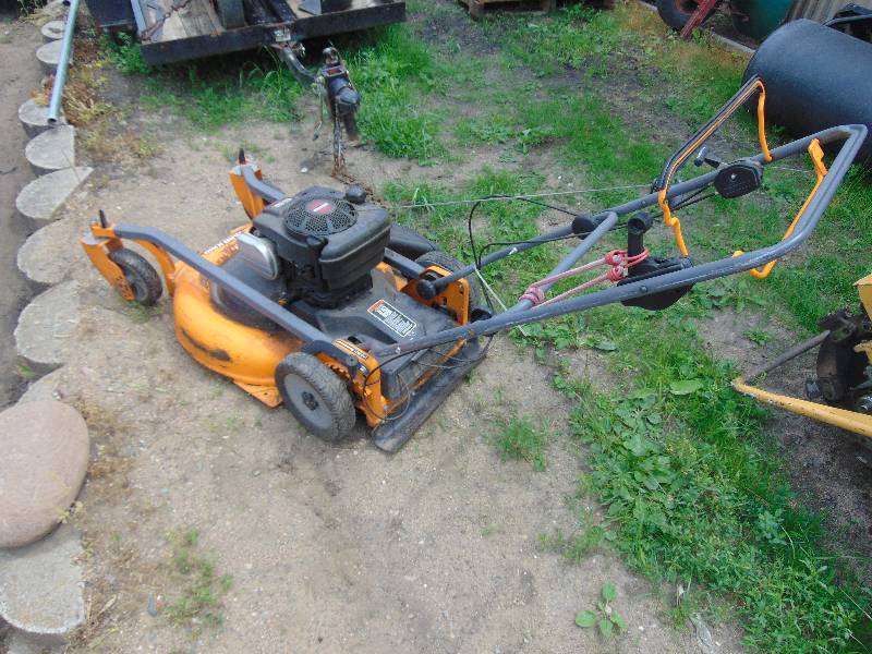 Yardking self outlet propelled lawn mower