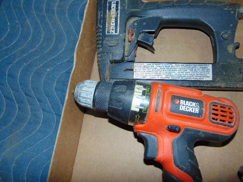 lot 106 image: Misc Lot of Tools