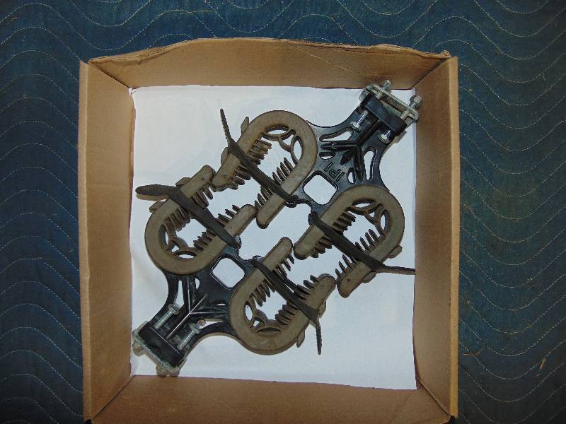 lot 110 image: (2) Sets of Atv Gun Holders