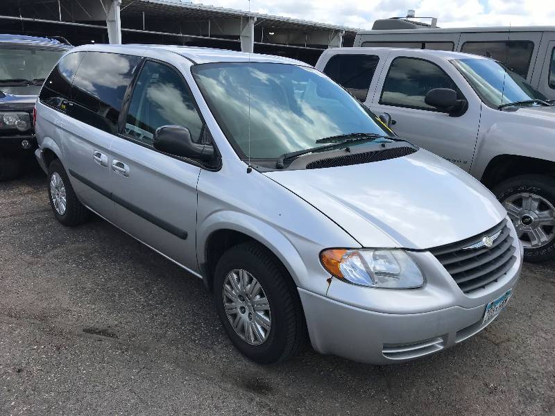 2005 Chrysler Town & Country