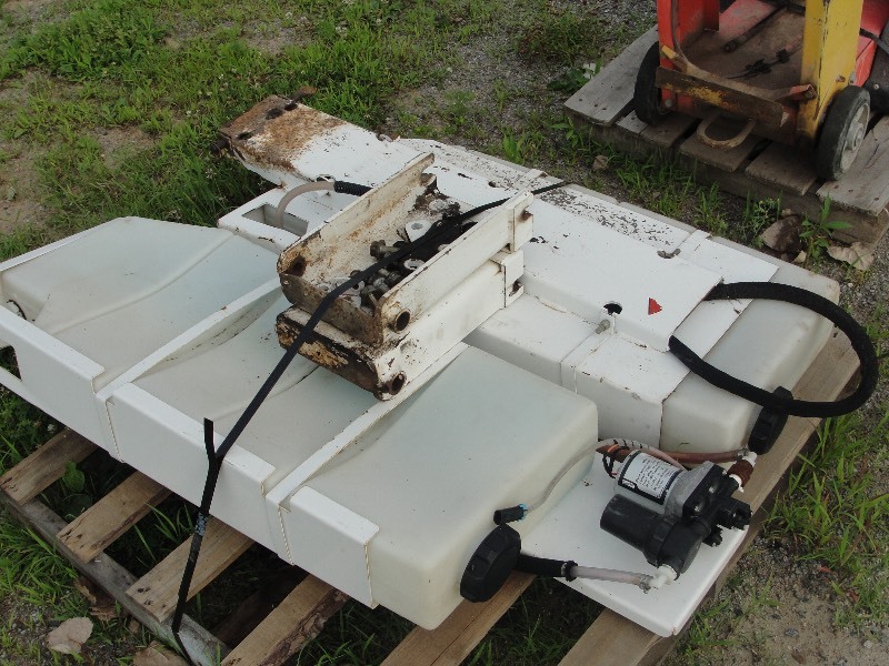 WATER TANKS FOR BOBCAT
