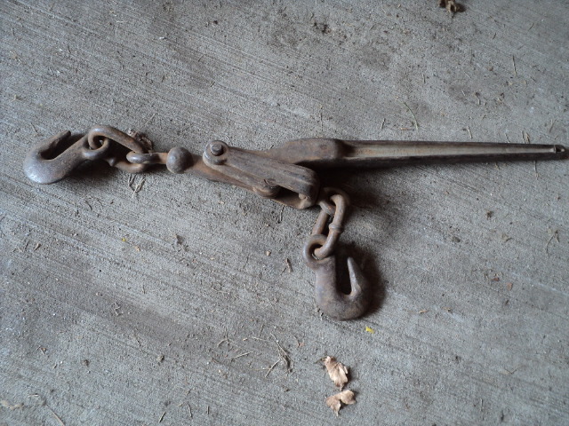 lot 57 image: Chain tightener...