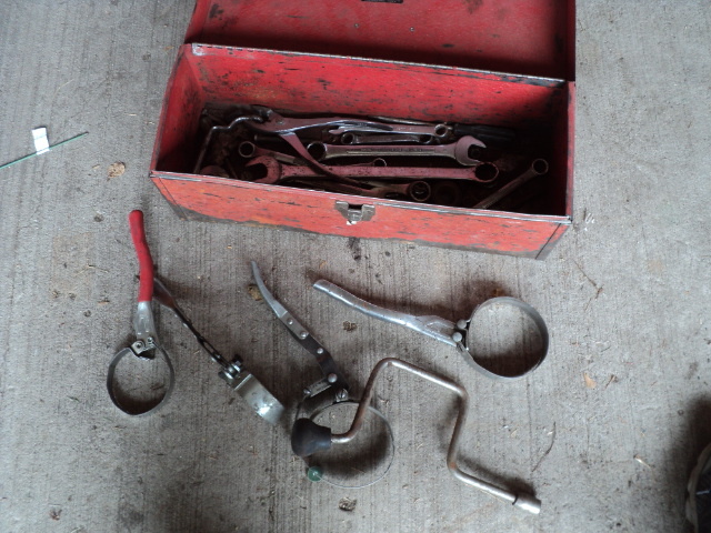 lot 65 image: Kennedy tool box with tools and flt...