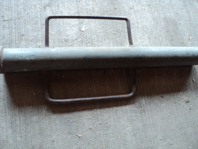 lot 75 image: 3 foot post pounder...