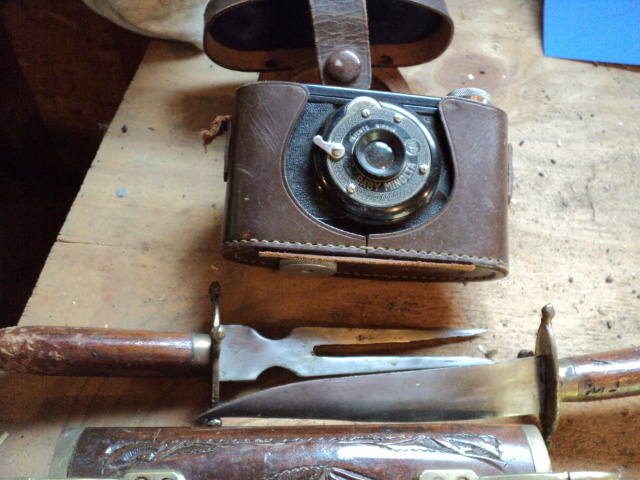lot 136 image: Vintage knife and fork in a case an...